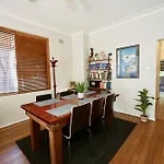 The Dream: Coogee 3 Bedroom-Ac-Cortyard-200M Beach