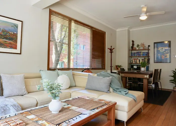 The Dream: Coogee 3 Bedroom-Ac-Cortyard-200M Beach