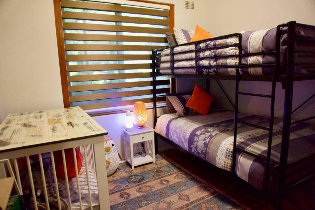 The Dream: Coogee 3 Bedroom-ac-cortyard-200m Holiday home Sydney