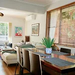 The Dream: Coogee 3 Bedroom-Ac-Cortyard-200M Beach